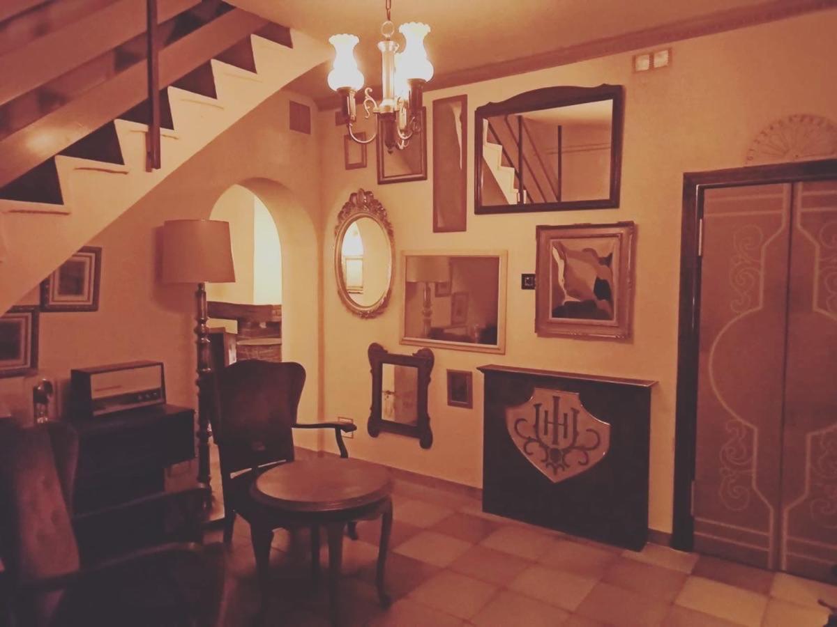 Insomnia Hotel Berga Eksteriør billede